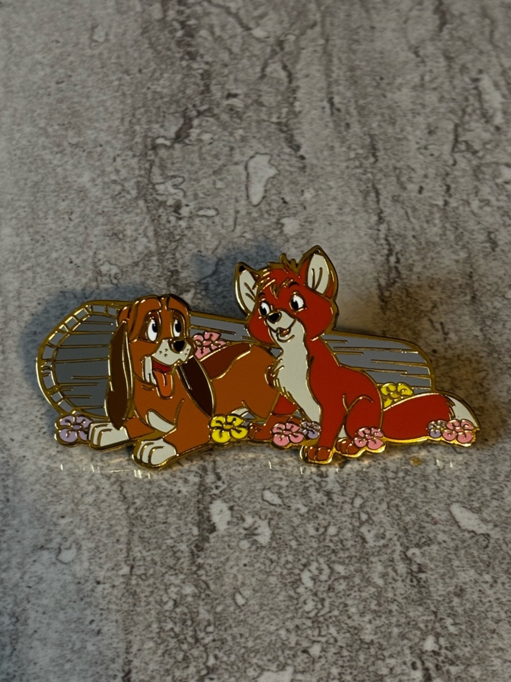 Jumbo Fox and the Hound Todd Copper Log Flower Todd Disney Pin
